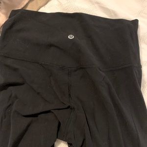Black Lululemon leggings